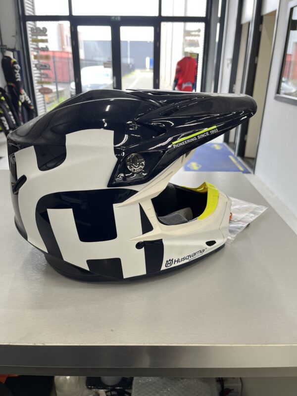 Husqvarna Bell Moto9 Helm maat S