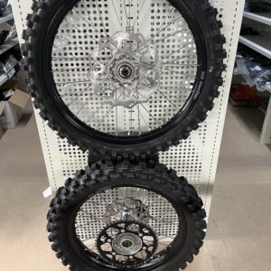 Nieuwe MX wielenset 21" - 19" KTM-HQV-Gas Gas compleet.