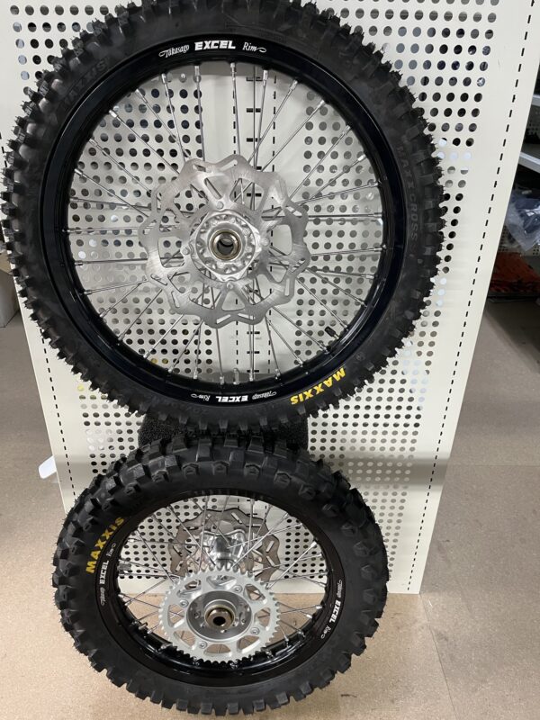 Nieuwe MX grote wielenset 19" - 16" KTM-HQV-Gas Gas 85cc compleet.