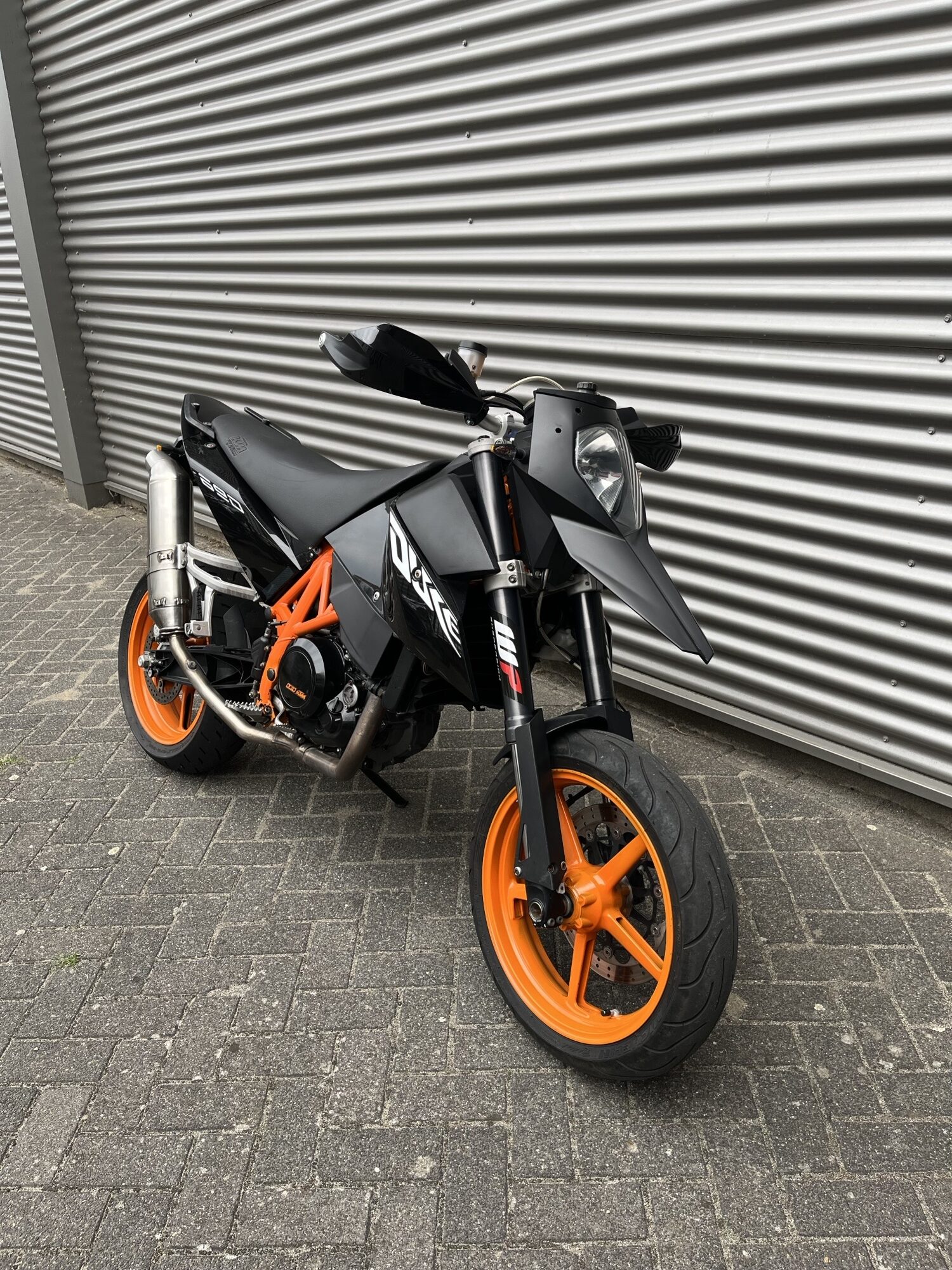 KTM DUKE 690 Supermoto 2007 - Afbeelding 3